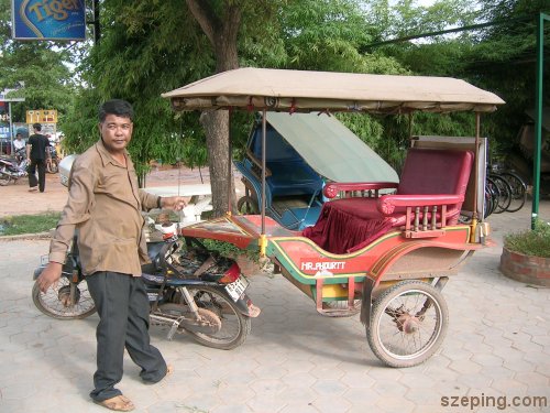 1-tuktuk.jpg