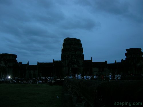 2-dark-1.jpg