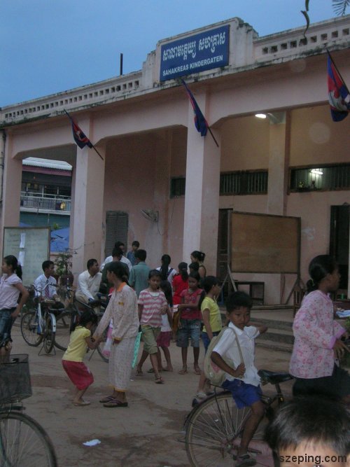 2-kindergarten.jpg
