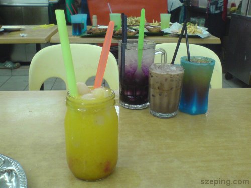 drinks-1.jpg