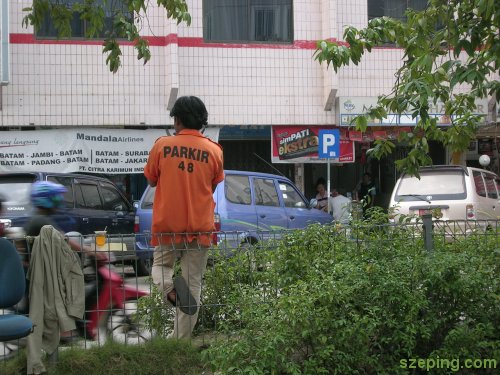 parkir.jpg