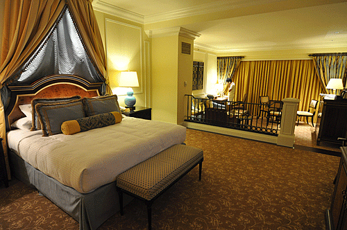 big-room.gif