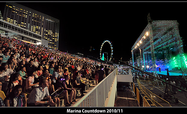 szeping-2011crowds.jpg